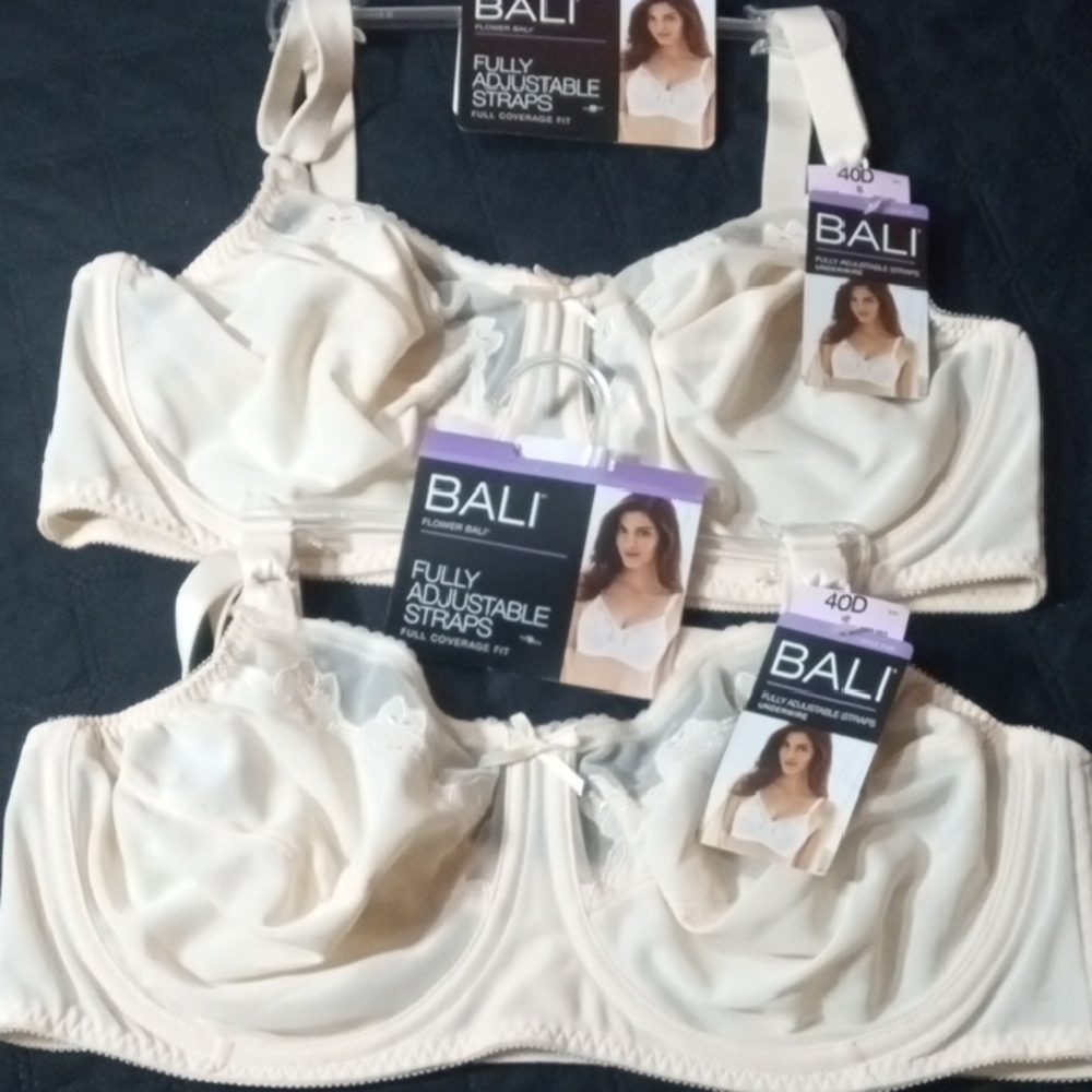 Bali Women's NWT (40 D light beige) Bra  *great deal 2 for$30!!